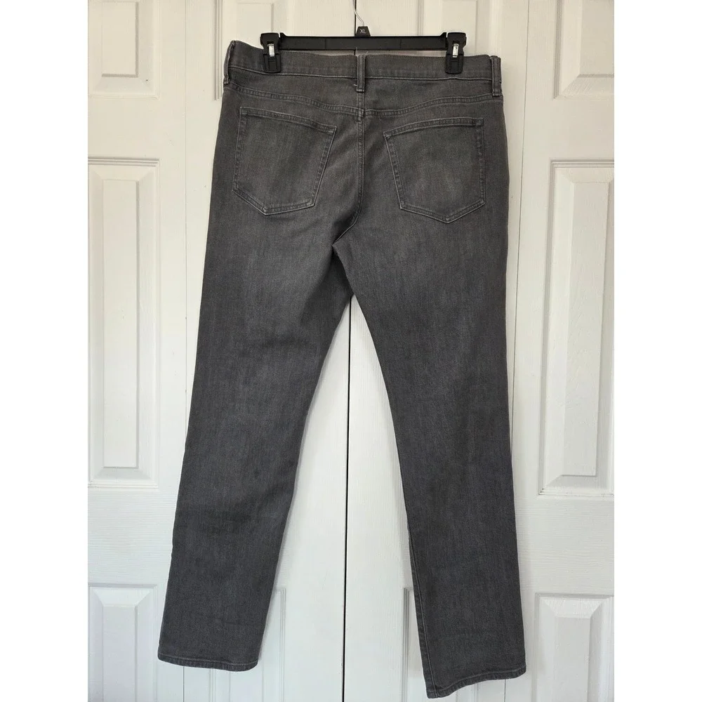 J. Crew Straight Fit Jeans Signature Mens 34x32 Gray NWT $138 BG156‎